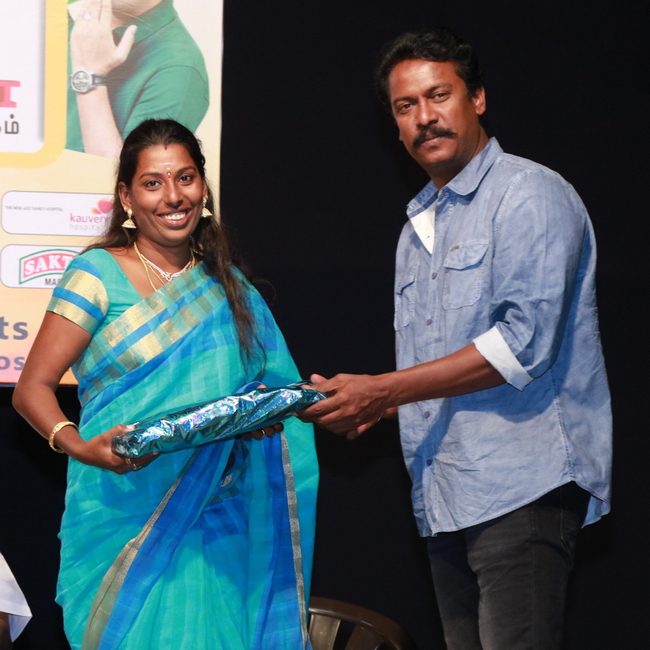Madhuvanthi Arun in Thillalangadi Moganambal 100th Show Event Stills
